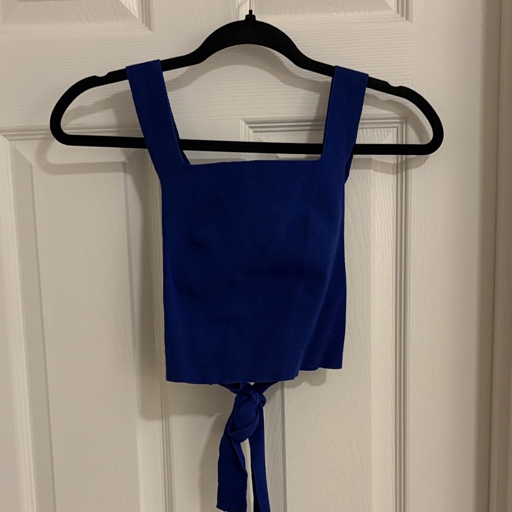 Elegant Blue Women's Top with Tie and Crossed Straps